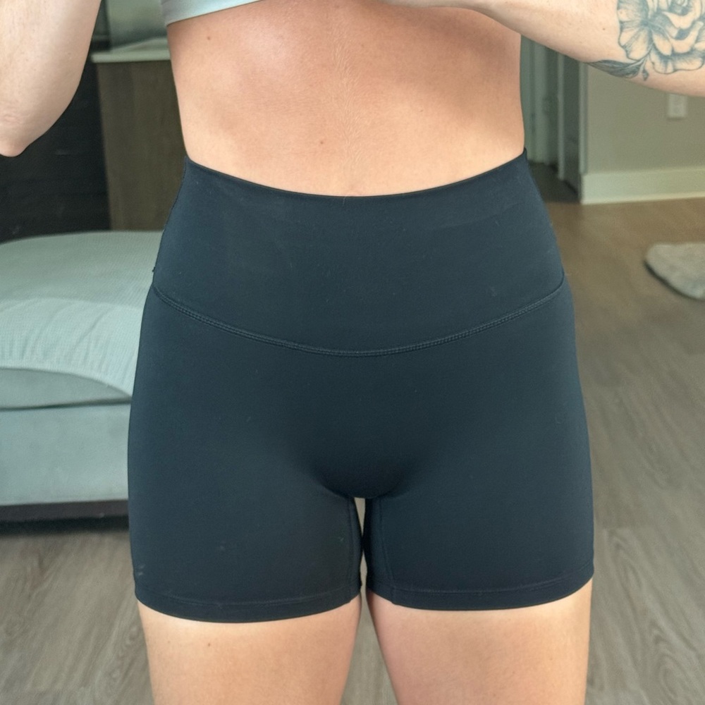 Crop Shop Boutique Black Scrunch Butt Shorts